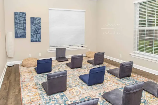 A spacious and bright double room at a Drug and Alcohol Rehab Center in Murfreesboro, ensuring tranquility and relaxation.