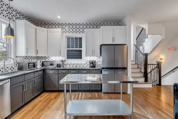 A modern kitchen area at a drug and alcohol detox center in Nashville, offering a clean and welcoming space for residents during their recovery journey.