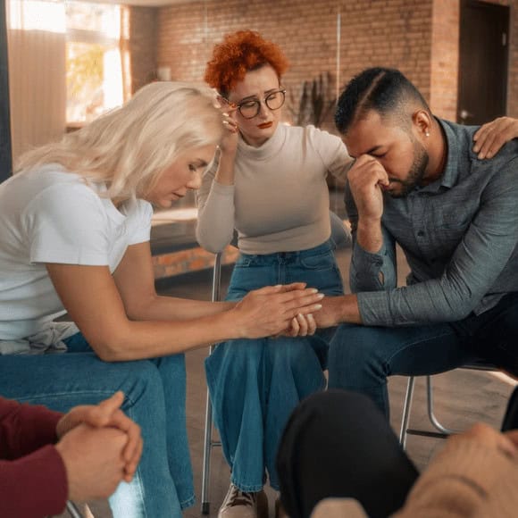 Intensive outpatient program group session in Tennessee